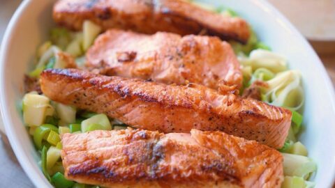 recette-crumble-saumon-et-poireaux