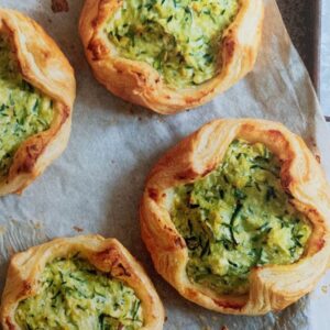 recette-feuillete-courgettes-tofu-fromage-de-brebis