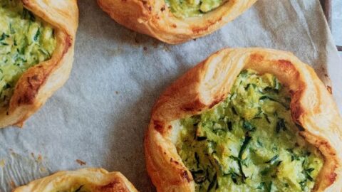 recette-feuillete-courgettes-tofu-fromage-de-brebis